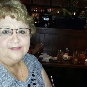 Meet your Posher, Yolanda